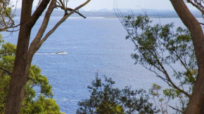 Dutchie's View - Direct access to the beach